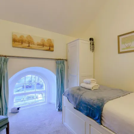 3 Bed In Oc-c28300 Bainbridge